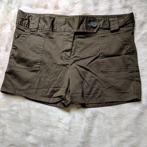 {The Limited} Drew Fit Olive Green Shorts Sz 12
